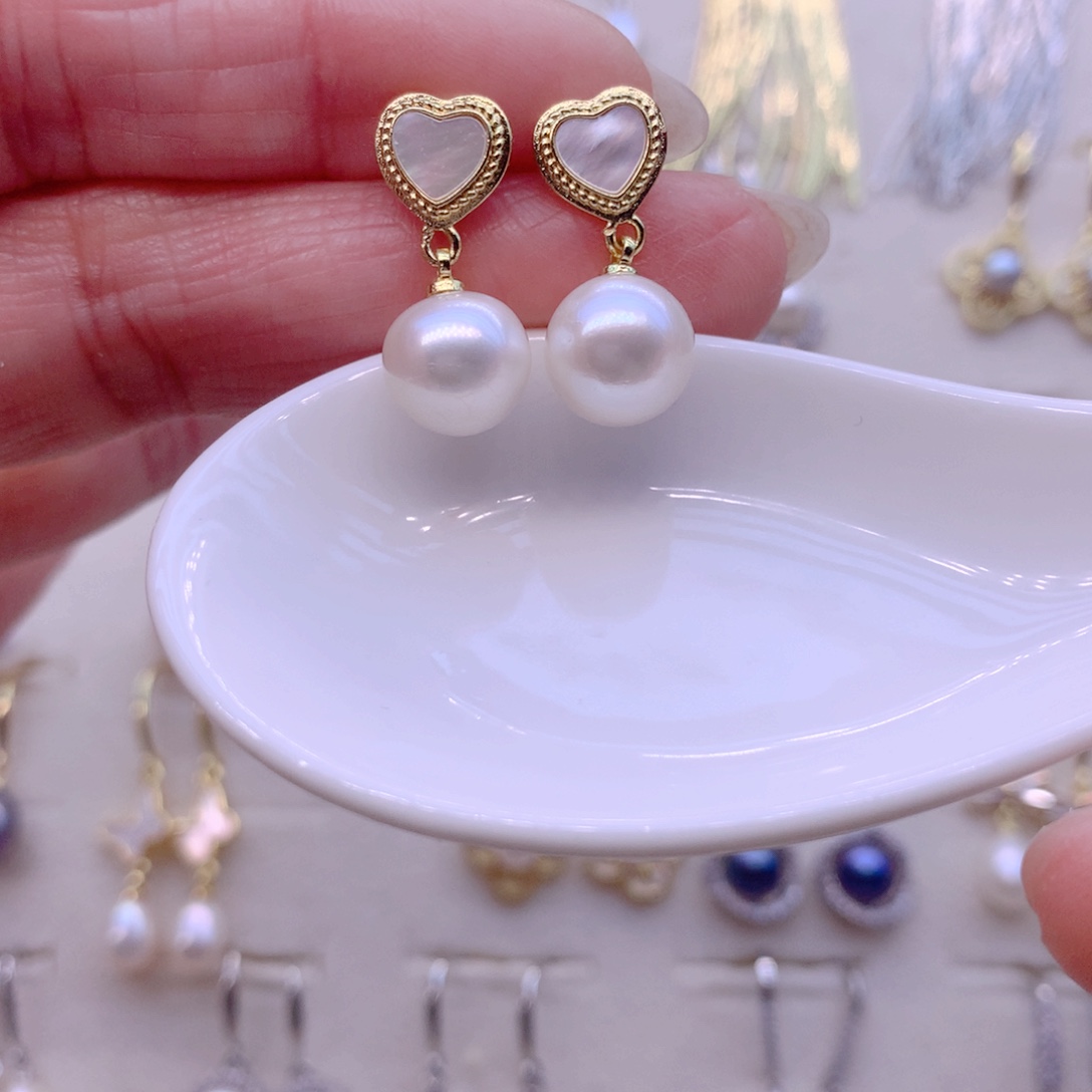 合金耳饰淡水珍珠