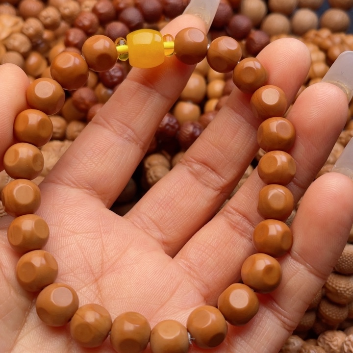 猴头核桃手串w****丶六方