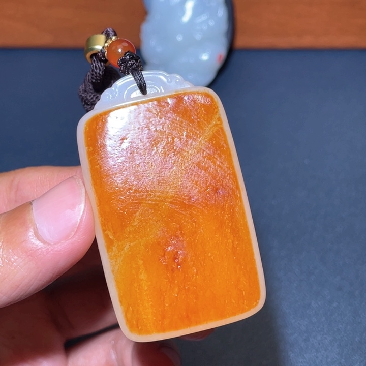 和田玉未镶嵌颈饰J