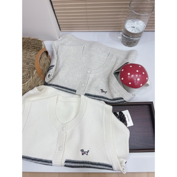 【实体店福利】卡通小狗刺绣针织马甲女秋冬叠穿慵懒风休闲背心