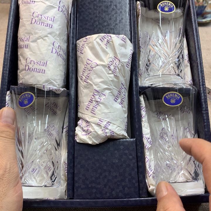 金瓷阁家的美丽瓷器