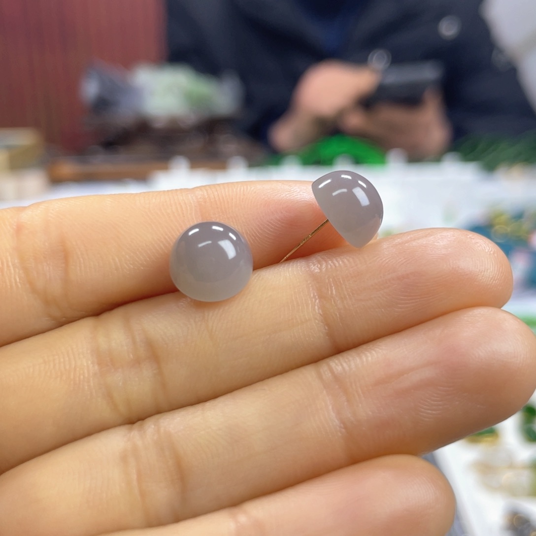 和田玉耳饰18K金镶嵌