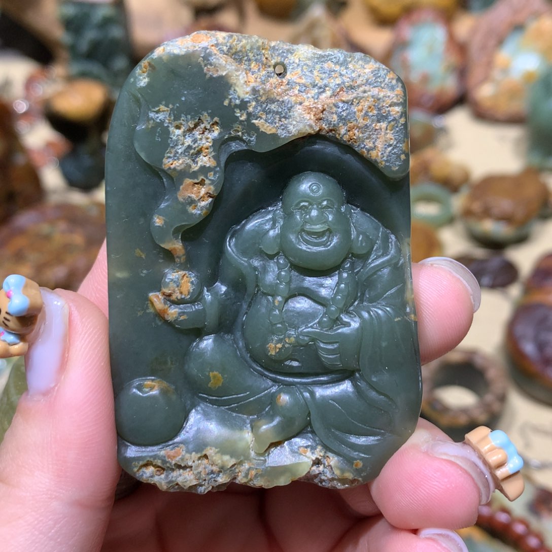 岫岩河磨玉（透闪石质玉）挂件未镶嵌