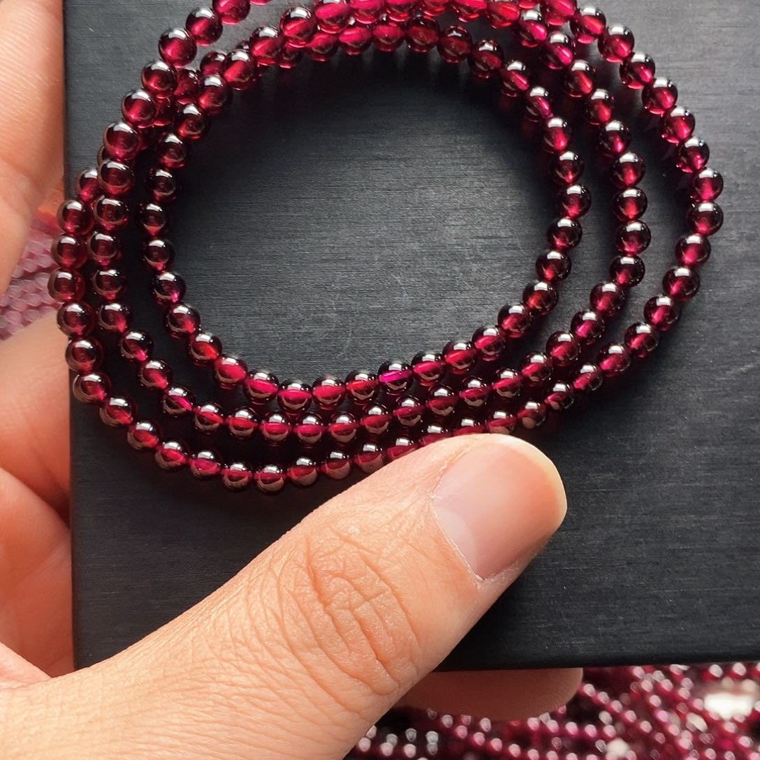 石榴石手链未镶嵌4.3mm老矿酒红偏玫红天花板
