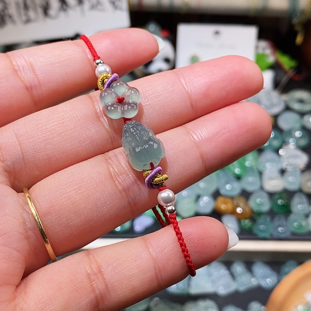 翡翠未镶嵌颈饰貔貅红绳15可调节