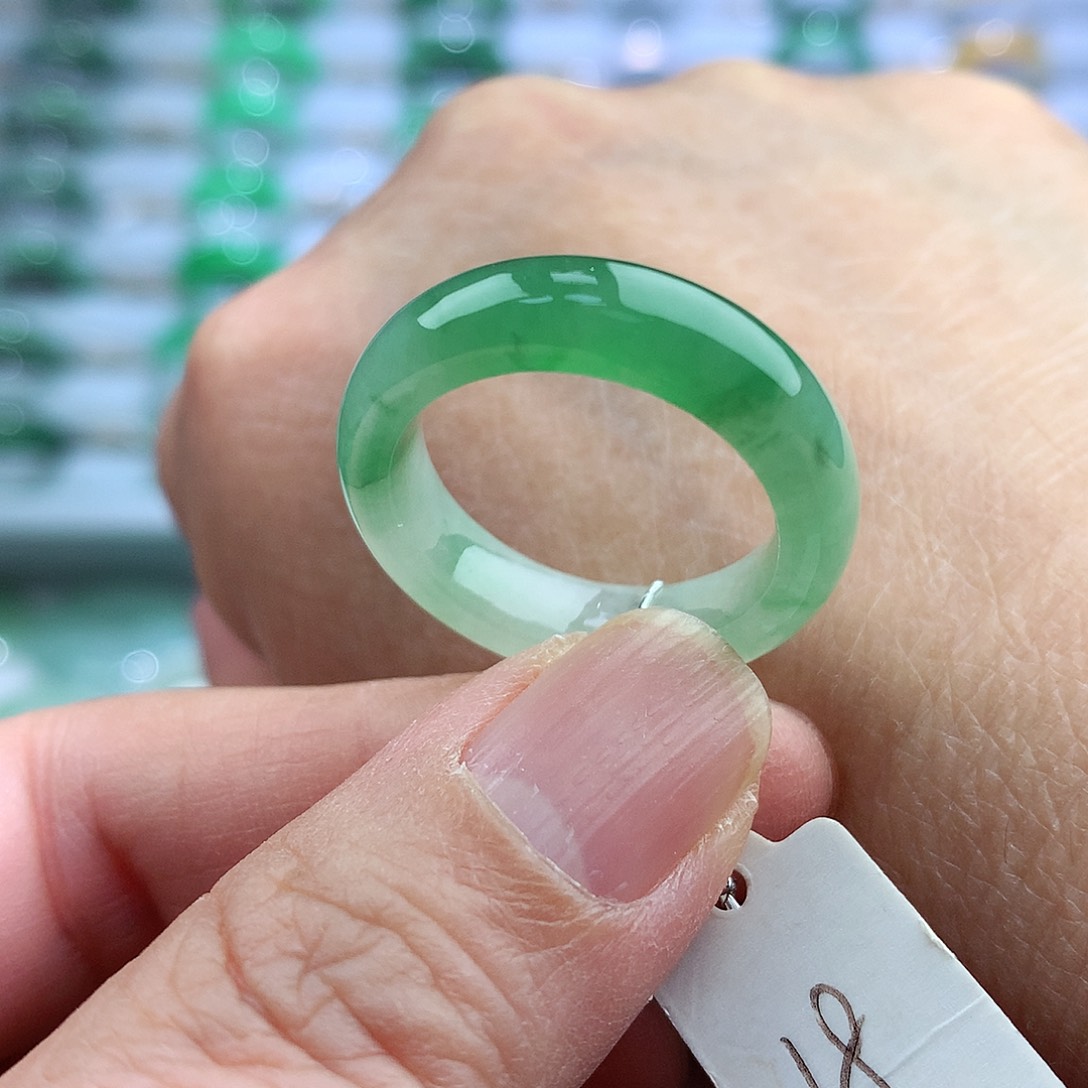 未镶嵌戒指翡翠18号