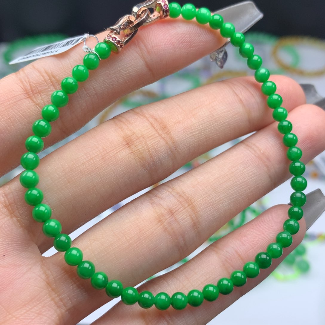 翡翠手链未镶嵌卡