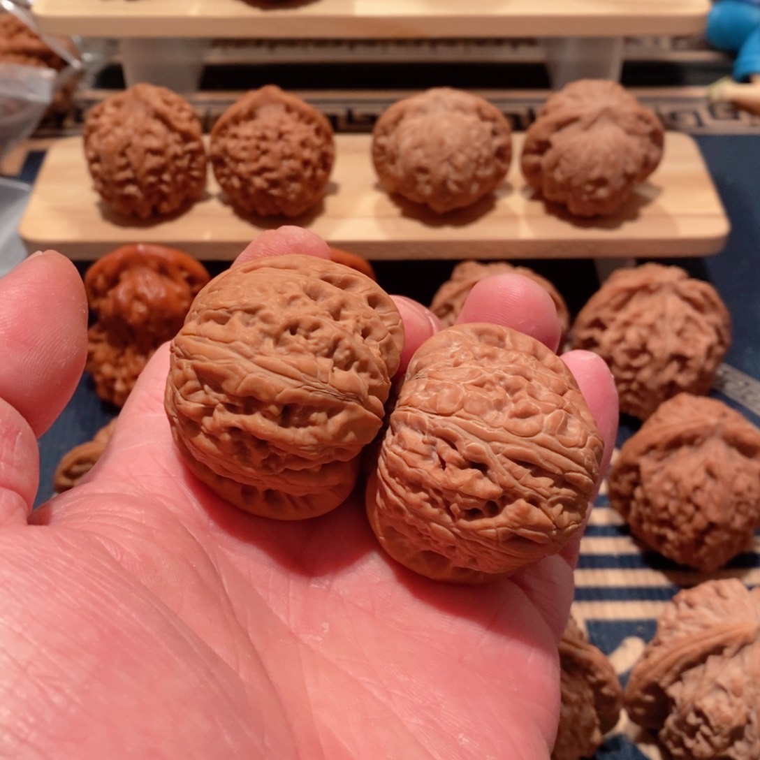 文玩核桃吊坠元宝45