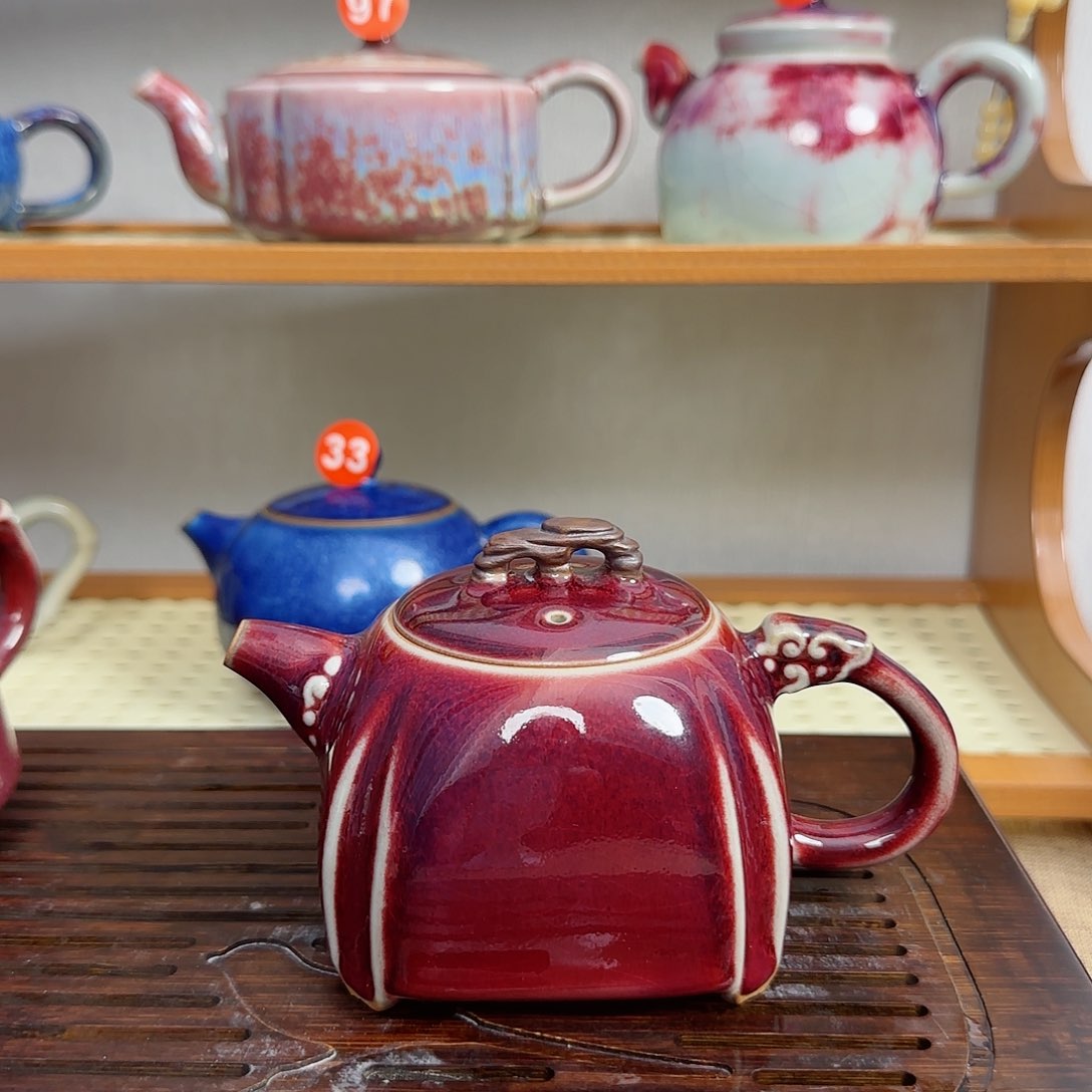 四方顶立钧红釉色