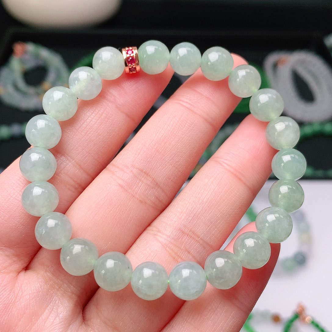 翡翠手链未镶嵌翡翠