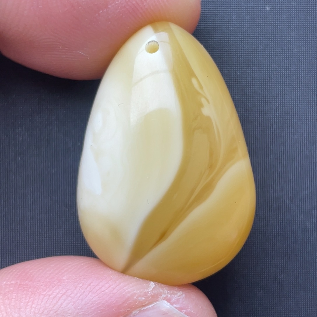 蜜蜡颈饰未镶嵌蜜蜡吊坠