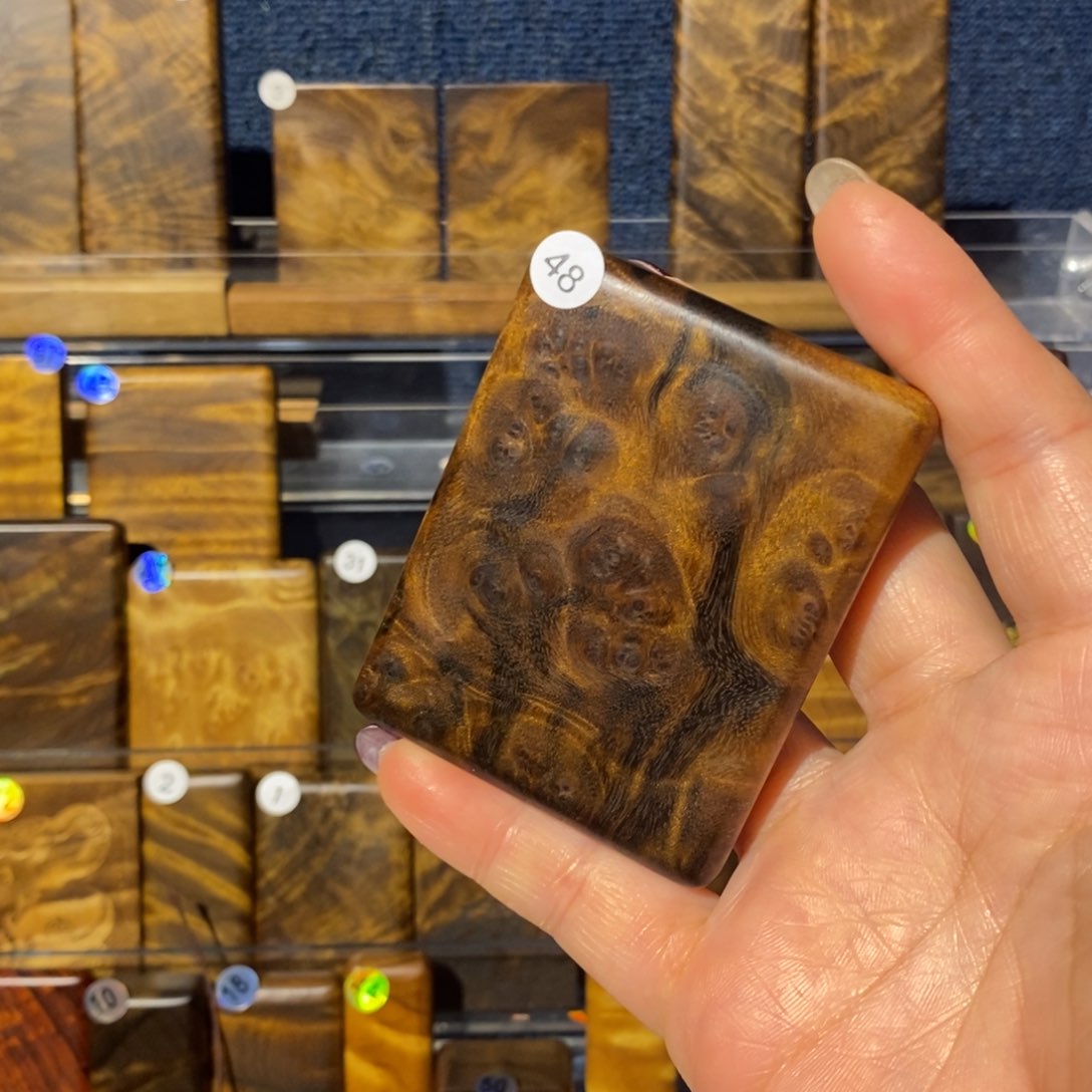 金丝楠无事牌?**跑金丝楠木小叶桢楠