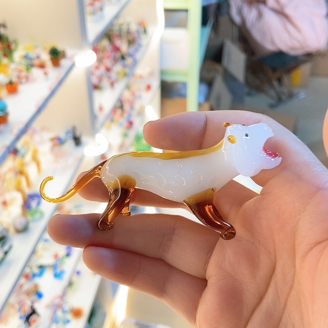 琉璃手工艺品老虎
