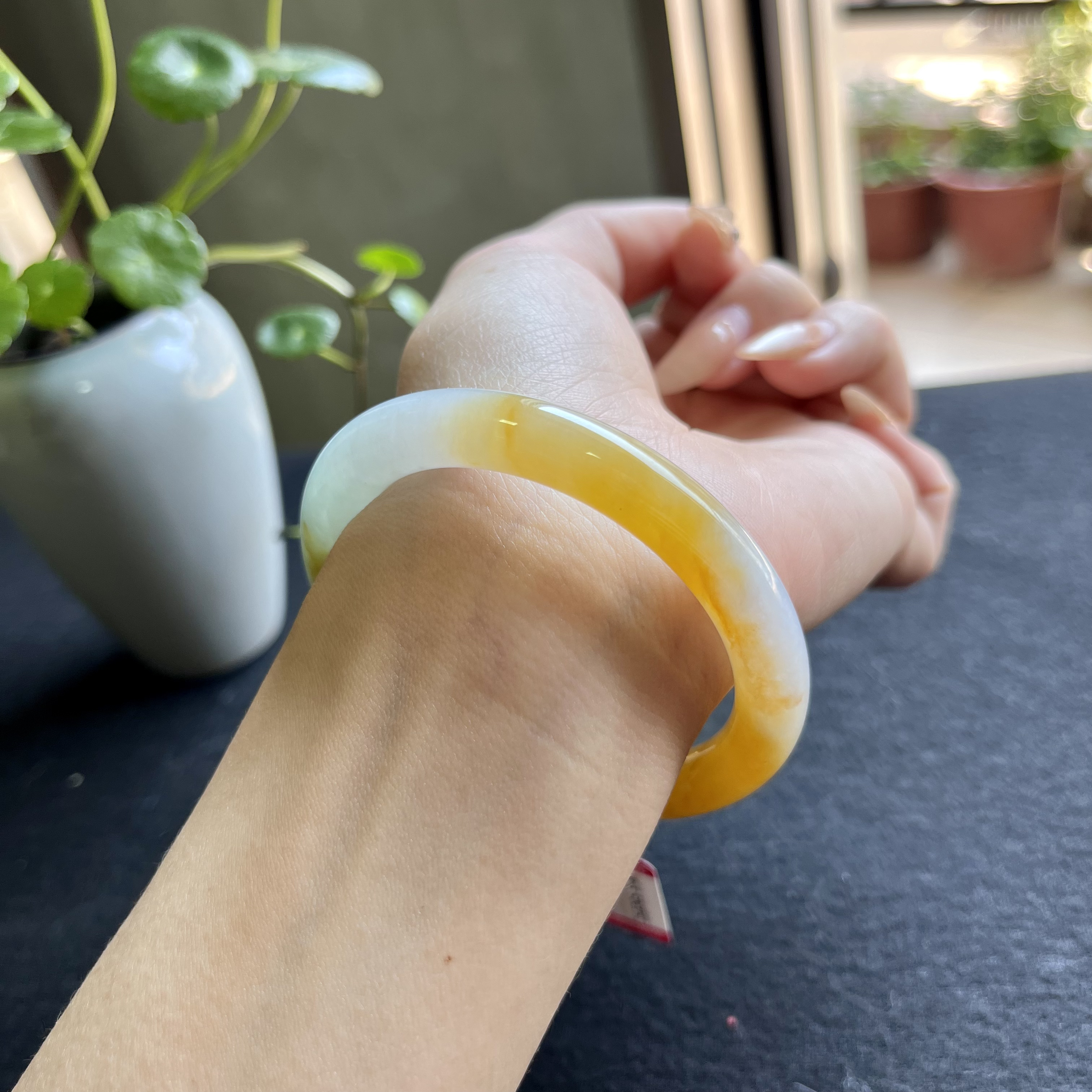 缅甸天然翡翠A货冰种圆条蜜黄特色圆条手镯细叮当51直播间新品