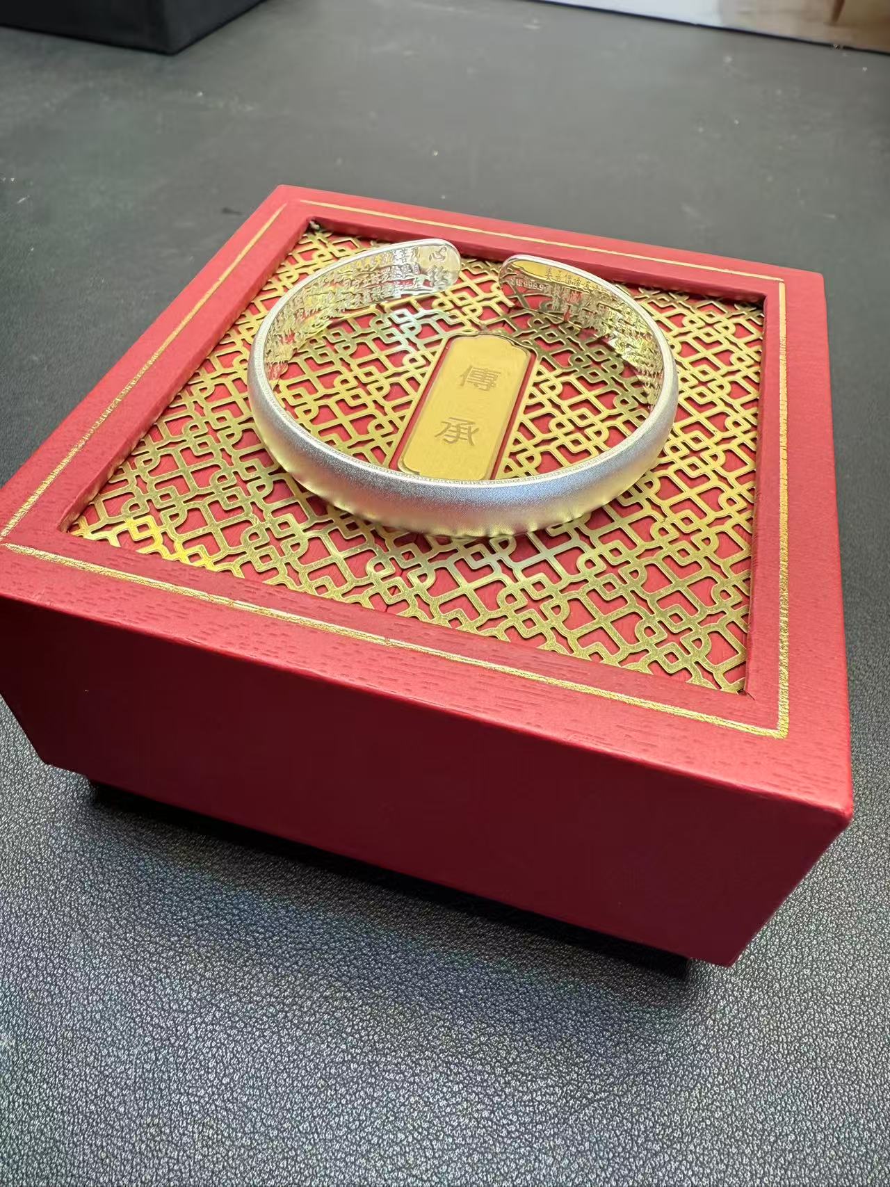 【宠粉】999足银银制品 心经圆条摆件家用