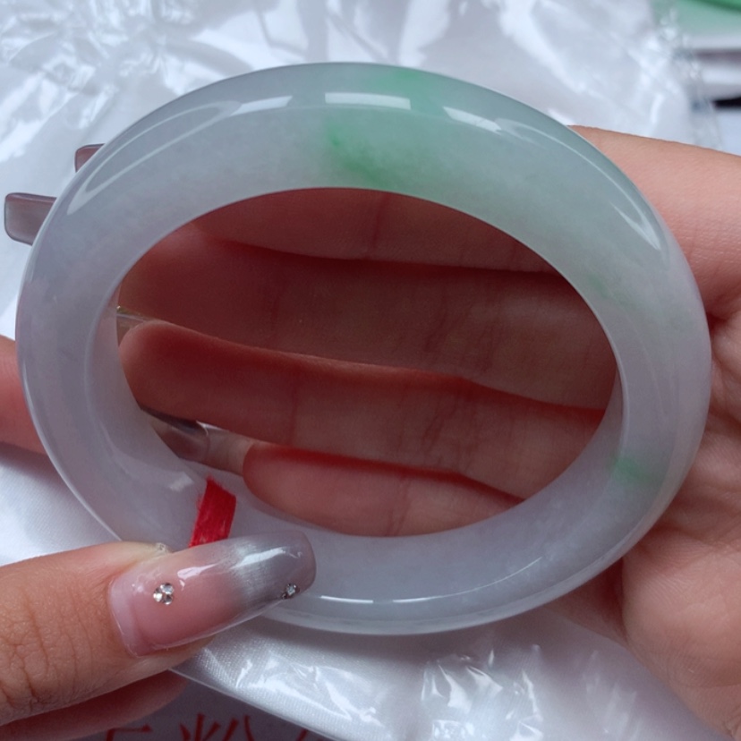 【闪购商品】翡翠手镯（圆镯）未镶嵌59圈