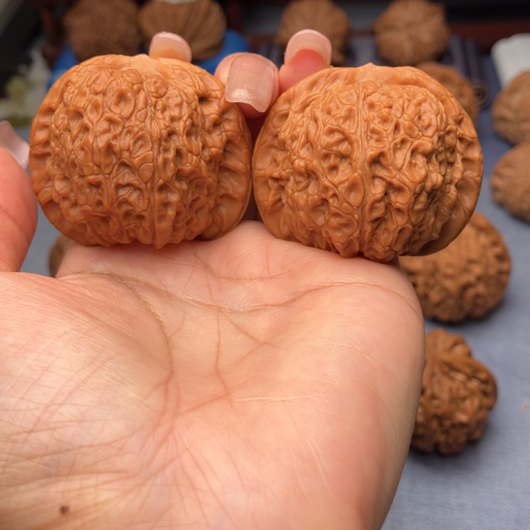 文玩核桃把件血麒麟42