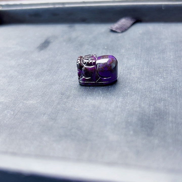 苏纪石（舒俱来）未镶嵌帝王紫貔貅