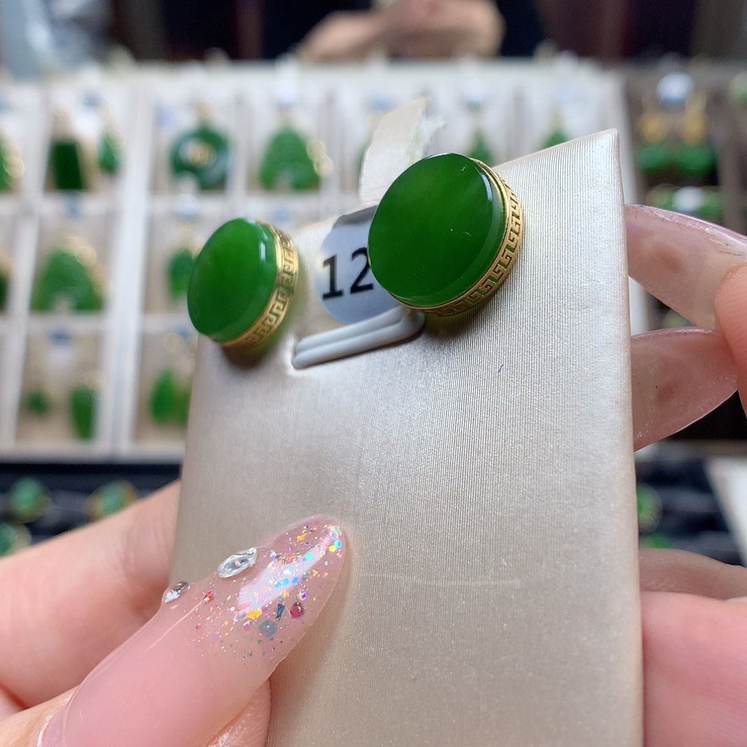 和田玉耳饰18K金镶嵌10