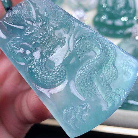 【闪购商品】翡翠颈饰未镶嵌天然翡翠