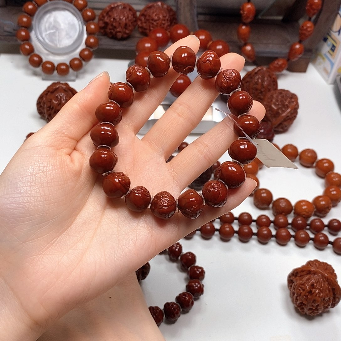 橄榄核把件李*健橄榄核