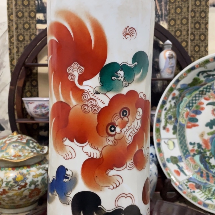 东***0摆件瓷砖的设计师是愤愤不平