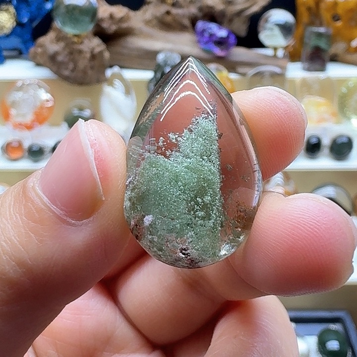 水晶吊坠(赠链)银S925镶嵌吊坠