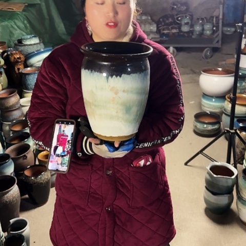 口20高26瑕疵盆子。