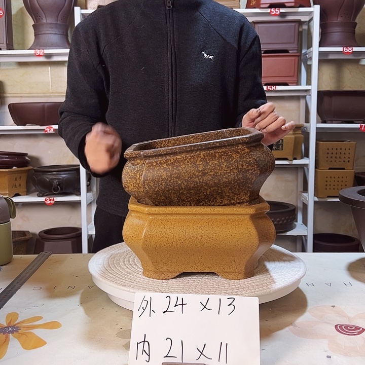 紫砂花盆紫砂花盆