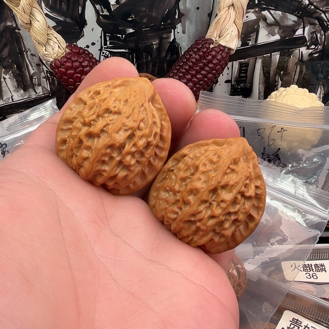 核桃金牛小手捻37+