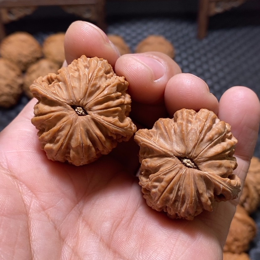 【闪购商品】文玩核桃吊坠全品磨盘