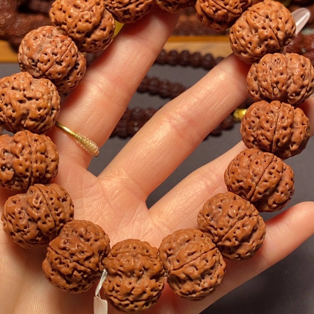 金刚菩提手串五瓣21凹底梅花374