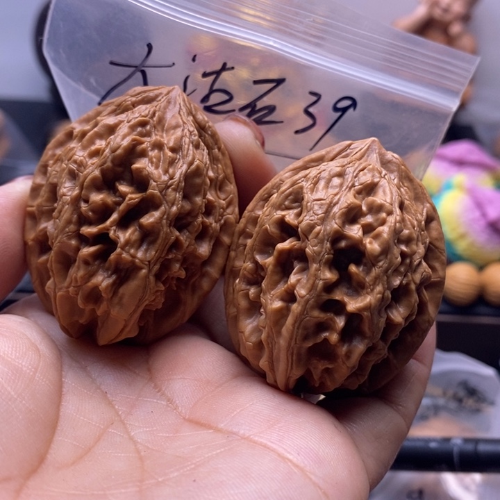 文玩核桃吊坠大沽石