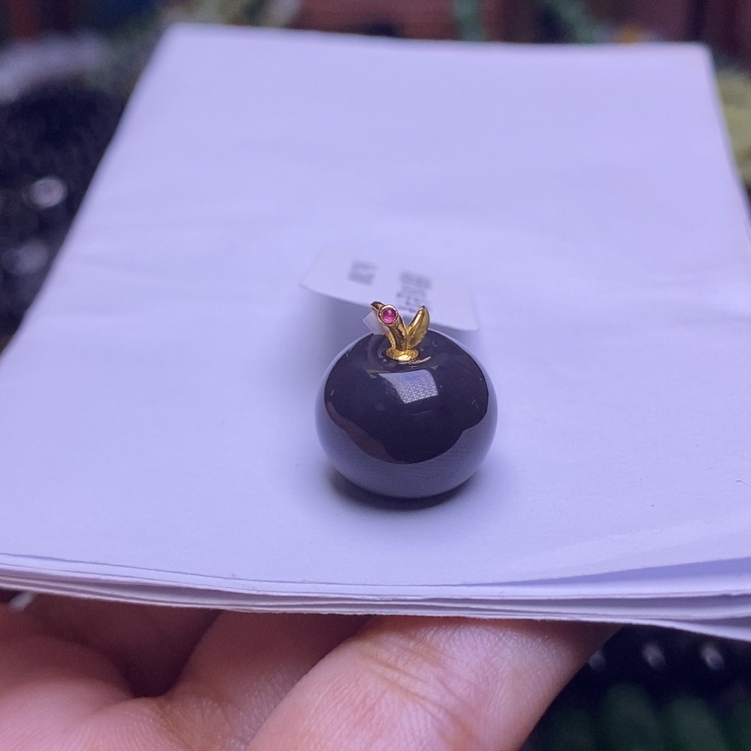 和田玉未镶嵌颈饰浓烟紫老矿料帝王紫金镶苹果