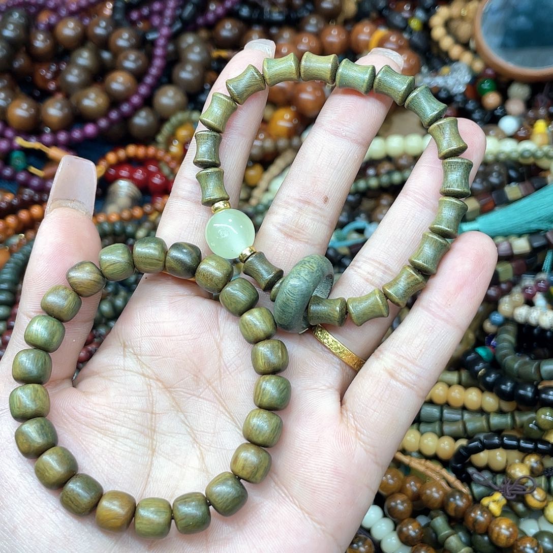 维腊木（绿檀）无事牌