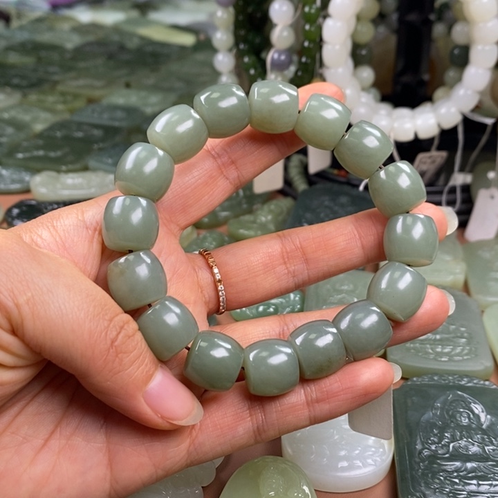 和田玉未镶嵌手链