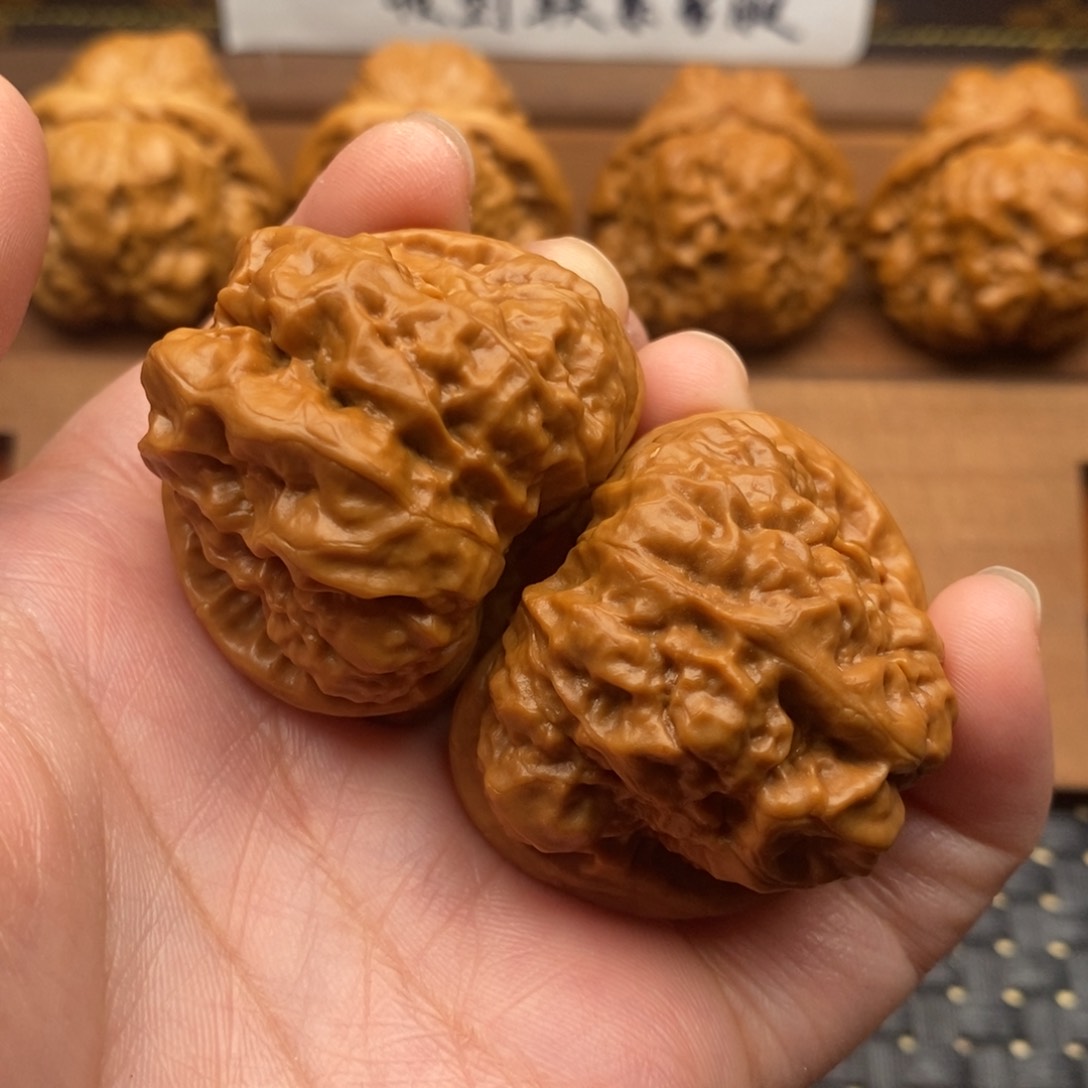 文玩核桃把件边41左右