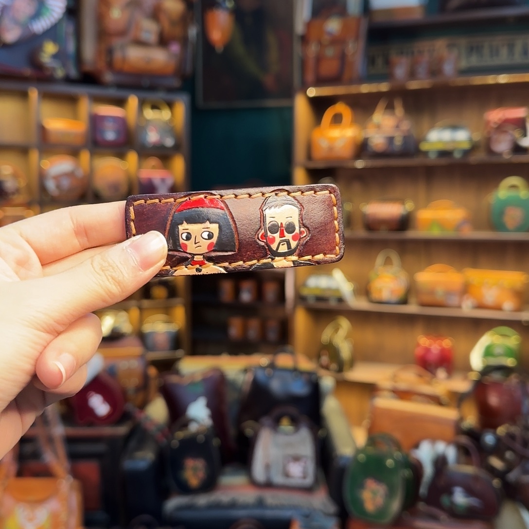 感***慨牦牛剖层皮革大叔小女孩发夹