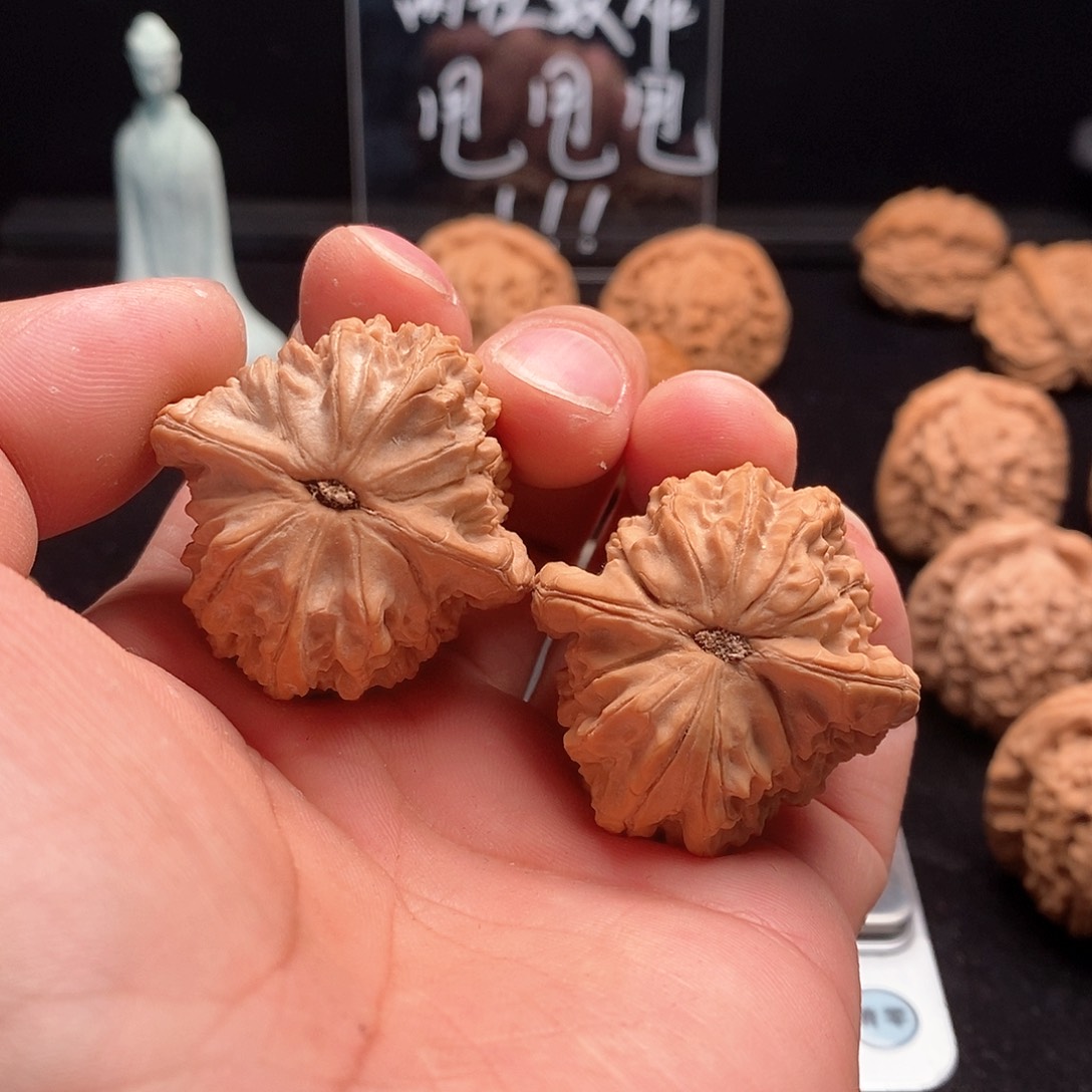 文玩核桃吊坠晚**会马老四38