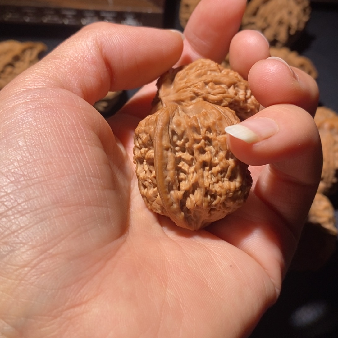 嗷***怪吊坠文玩核桃核老闷