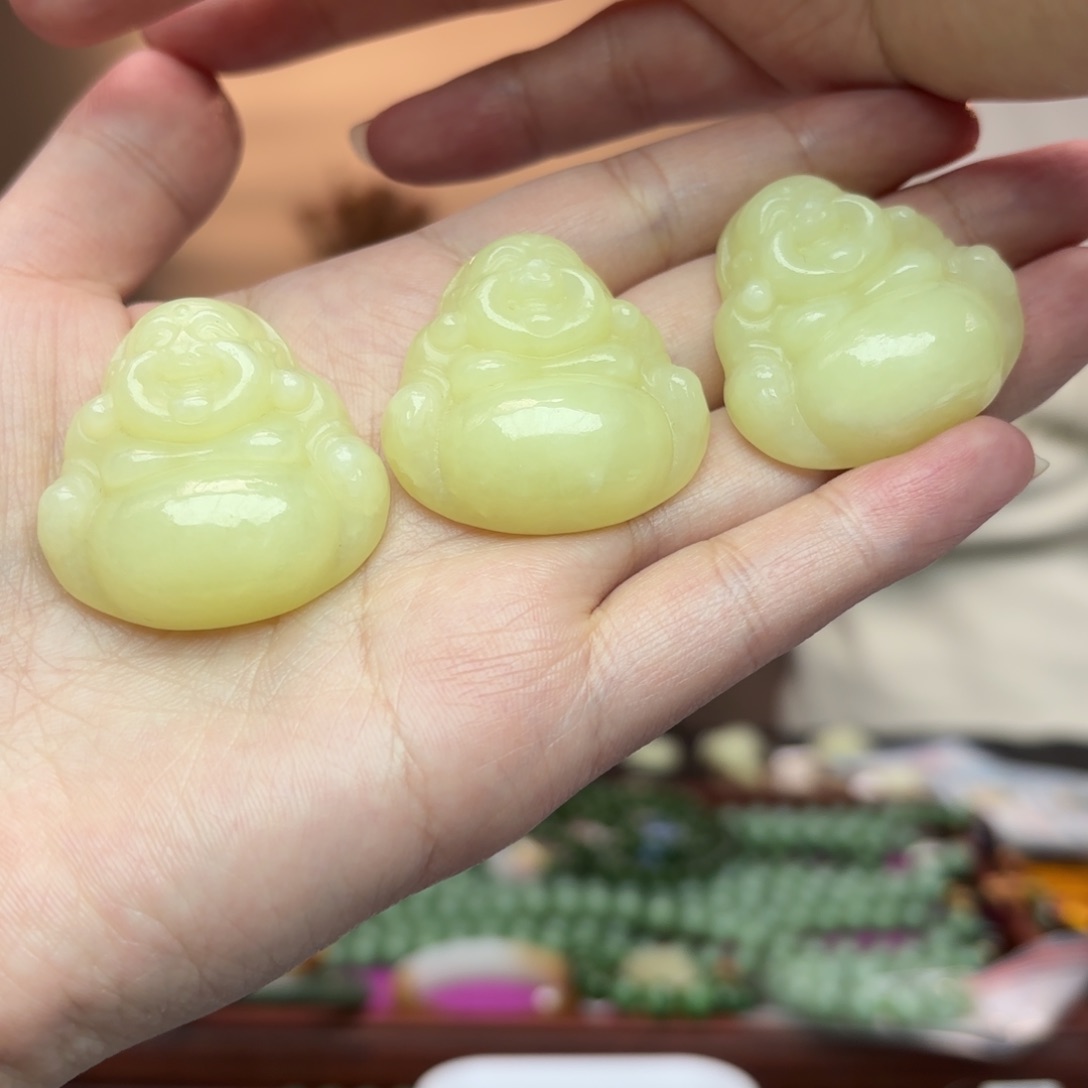 和田玉吊坠未镶嵌拍一发一多样性