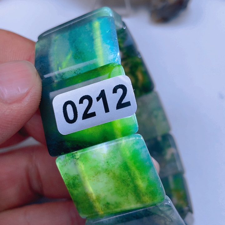 玛瑙/玉髓颈饰未镶嵌盛**誉