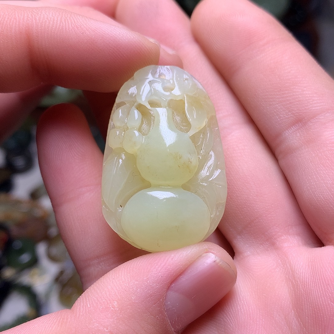 颈饰未镶嵌和田玉