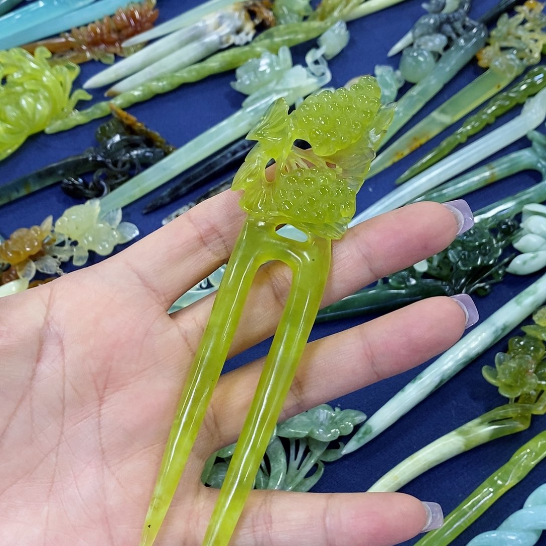 蛇纹石玉发簪未镶嵌