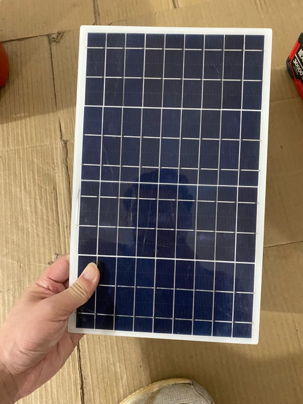 18V库存太阳能板一个
