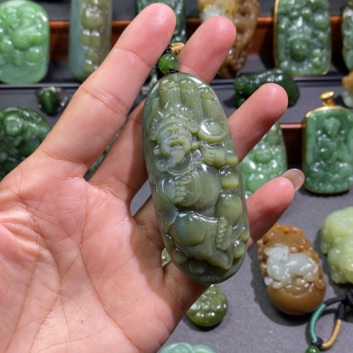 未镶嵌和田玉挂件