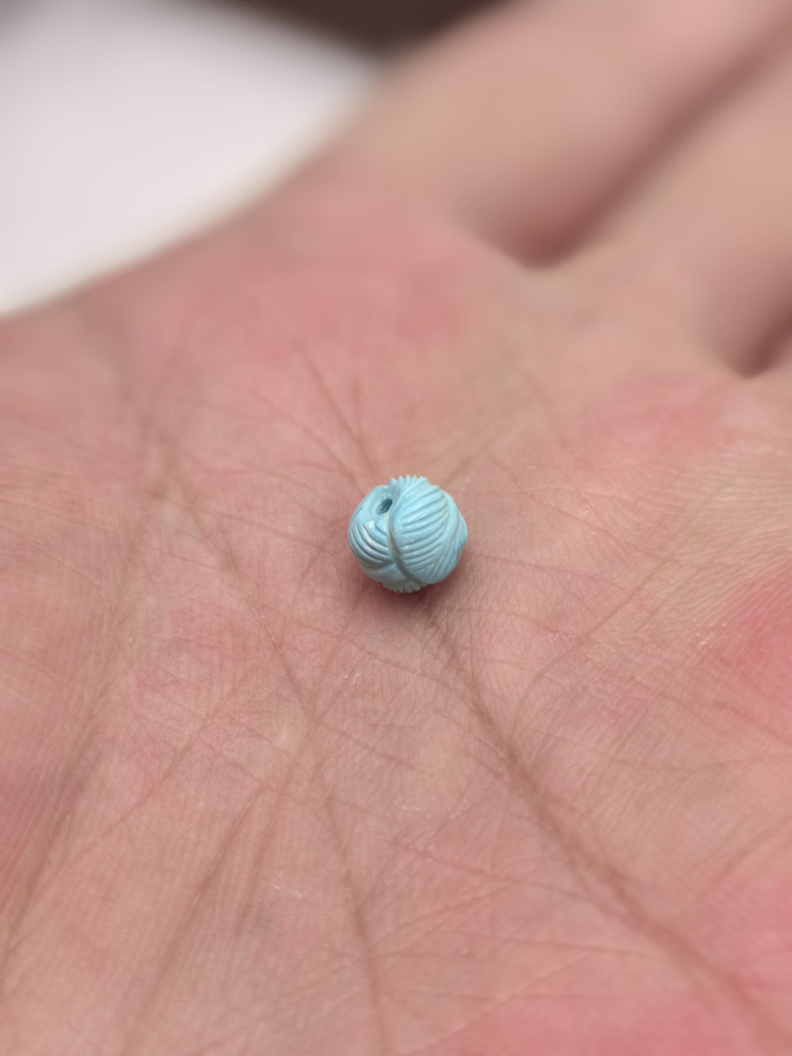 原矿绿松羽毛，祥云珠配饰，卡0.7