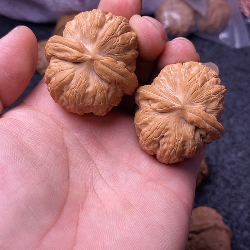 【闪购商品】文玩核桃吊坠小*43全品元宝