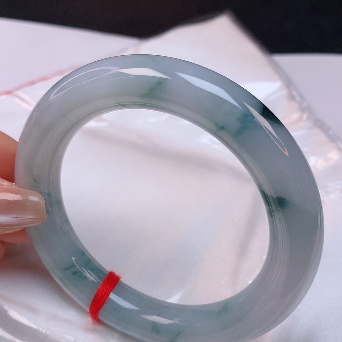 【闪购商品】翡翠手镯未镶嵌56+圆条手镯