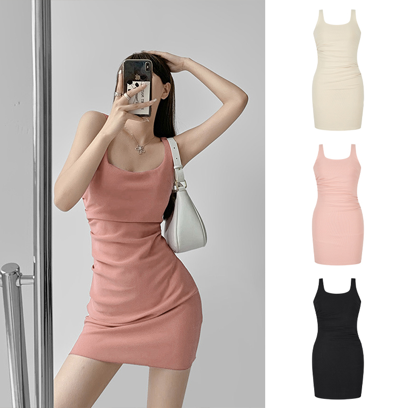 Moses Queen/魔西女王不规则褶皱方领吊带包臀裙修身显瘦短裙